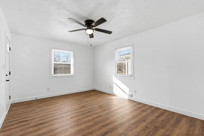 Building Photo - 522 N Park Ave