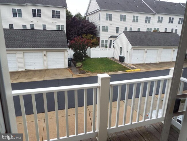 Building Photo - 22950 Rose Quartz Square