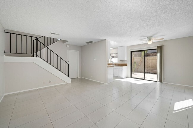 Building Photo - 18842 Smokewood Cir