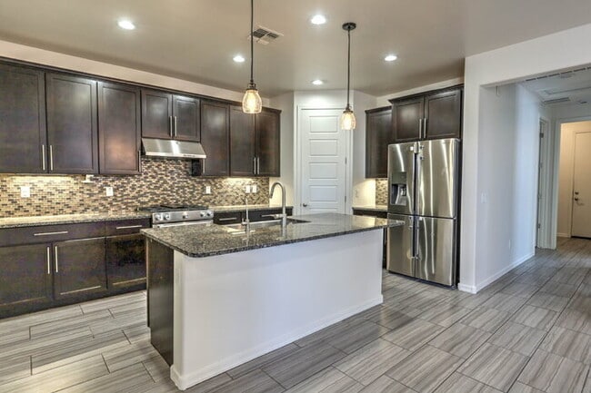 Building Photo - Northern Rancho Sahuarita