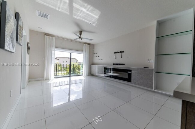 Building Photo - NW 104th Avenue 21, Doral, FL 33178