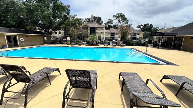Building Photo - 13289 Arbor Pointe Cir