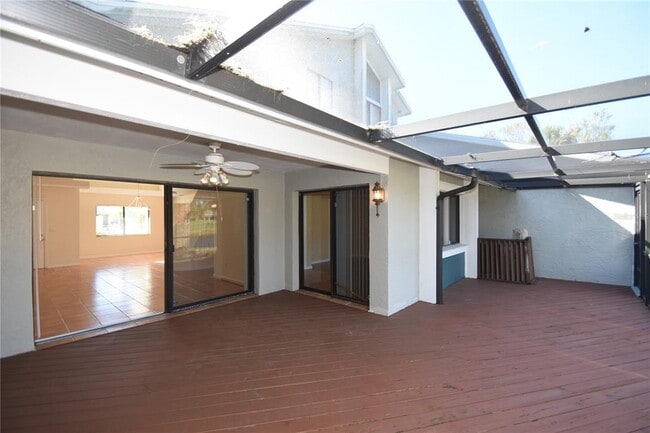 Building Photo - 74 Lake Forest Pl