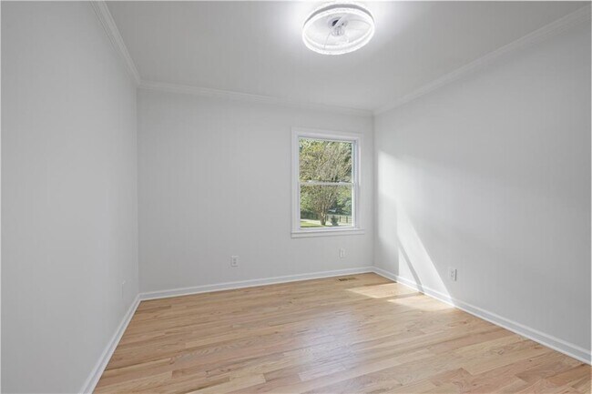 Building Photo - 1967 Sumter St NW