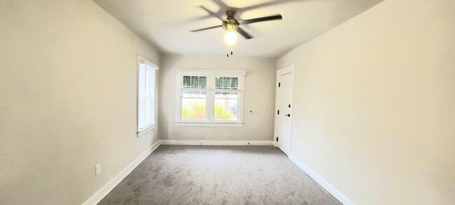 Interior Photo - Bigelow Chapman Apartments