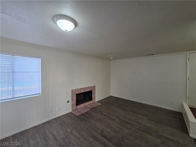 Building Photo - 5049 Spencer St