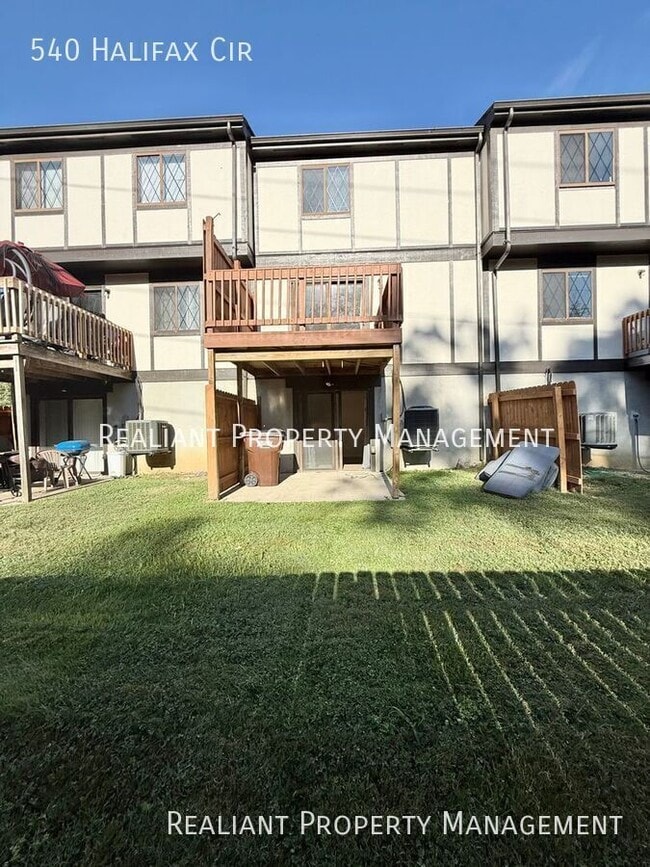 Building Photo - 540 Halifax Cir