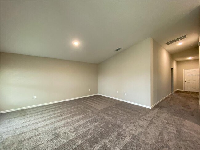 Building Photo - 12921 Twin Bridges Dr