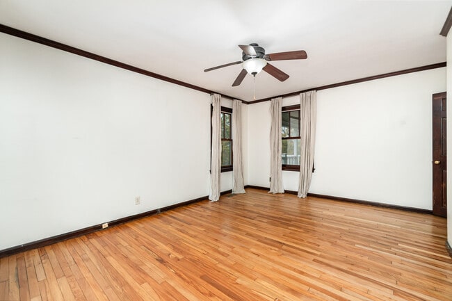 Building Photo - 508 Farrell Dr