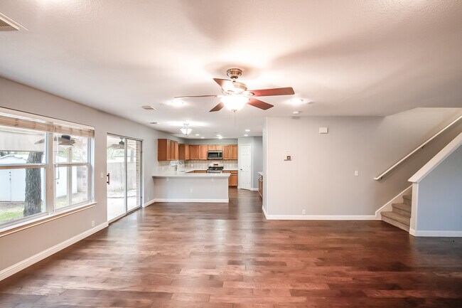 Building Photo - 1204 Mathias St