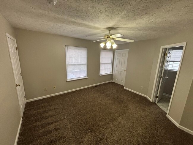 Building Photo - 2716 Hayden Park Ln