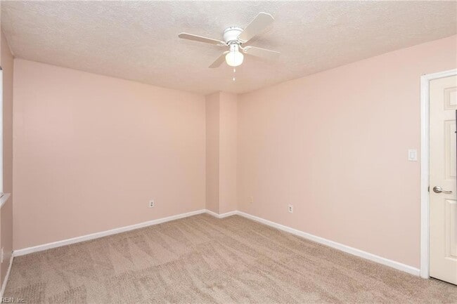 Building Photo - 1628 Angel Ct