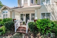 Building Photo - 17307 Villanova Rd