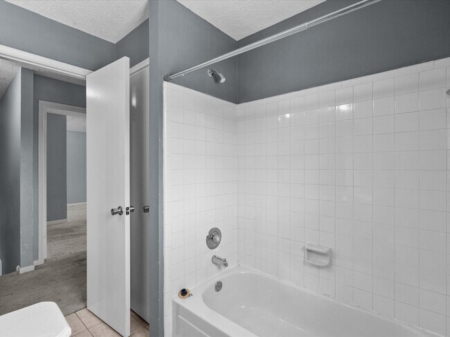 Building Photo - 4915 Stone Harbor Dr