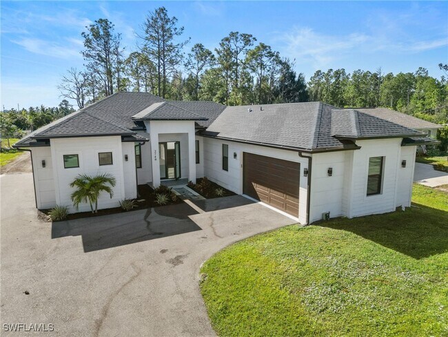 Primary Photo - 2740 35th Ave NE