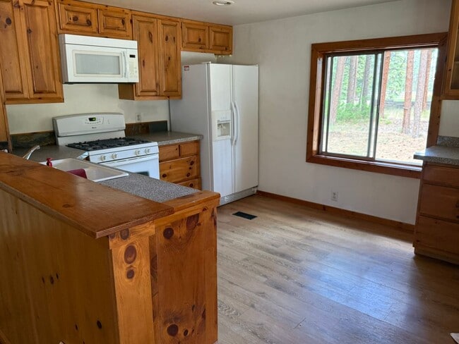 Building Photo - 3 bed 2 bath in Victor