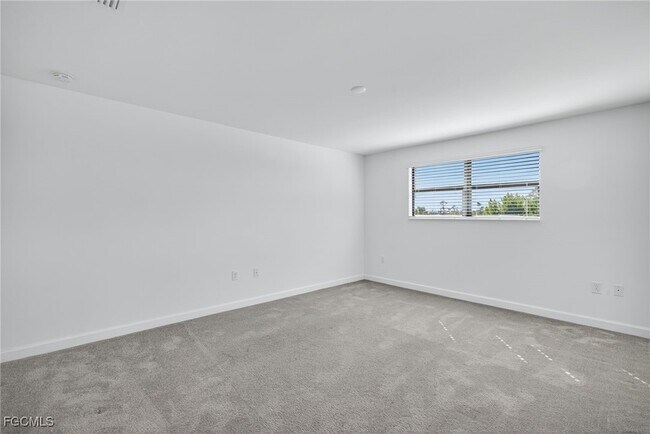 Building Photo - 11484 Canopy Loop