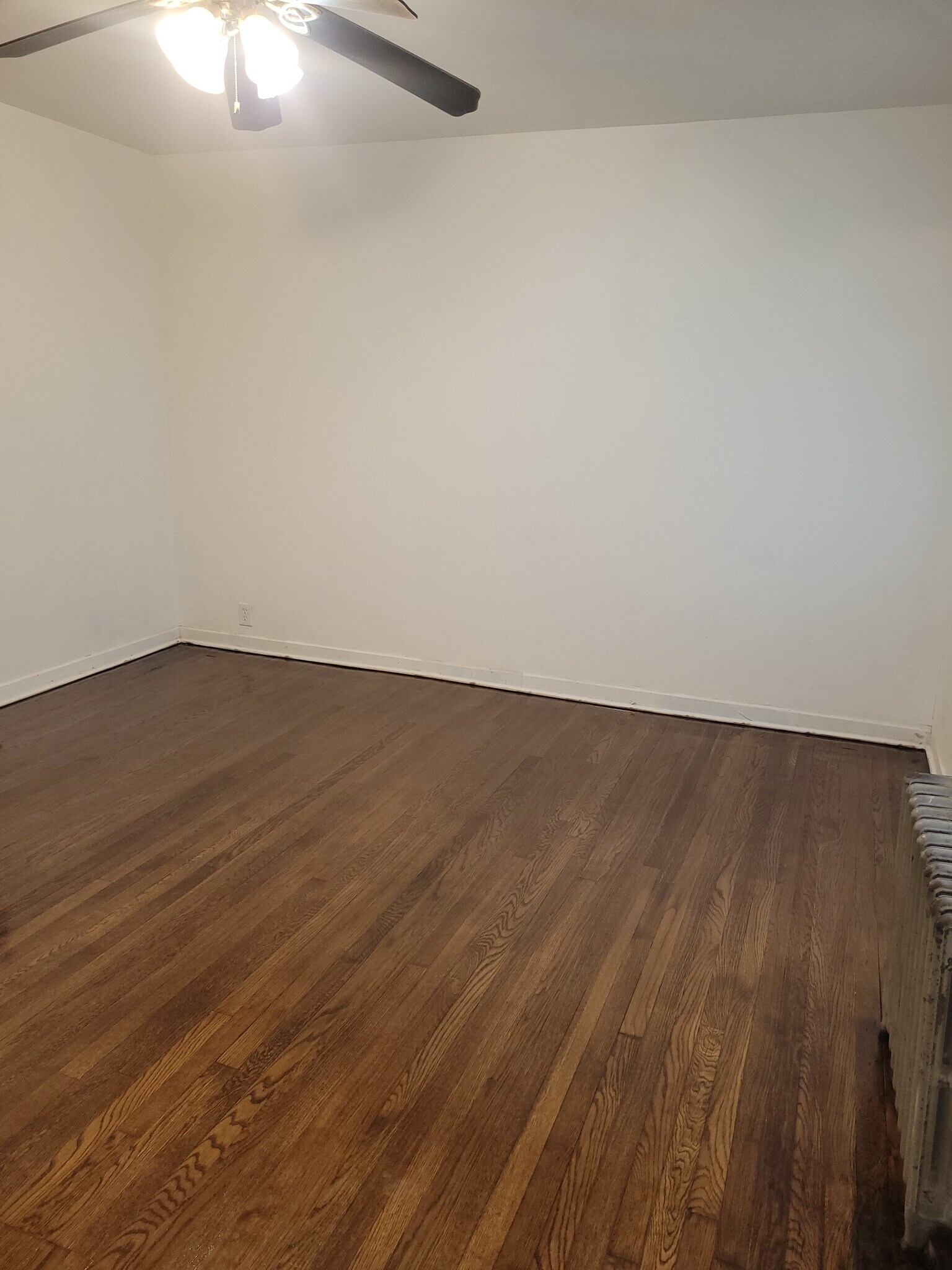 Livingroom - 76 Bedford St