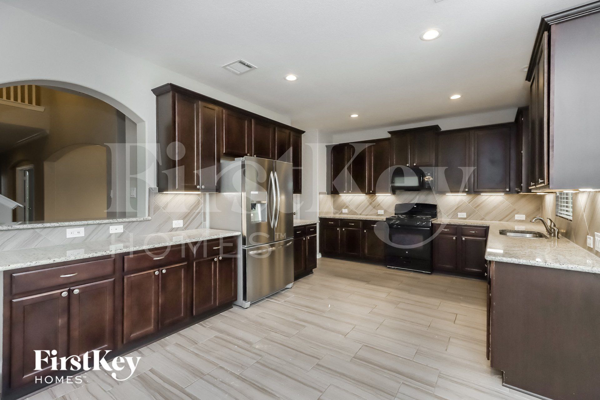 Building Photo - 10107 Stone Briar Dr