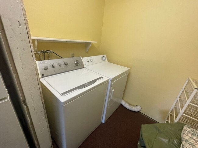 Building Photo - $3,590 / 3 BR - 1509 SF - VERY NICE MISSIO...