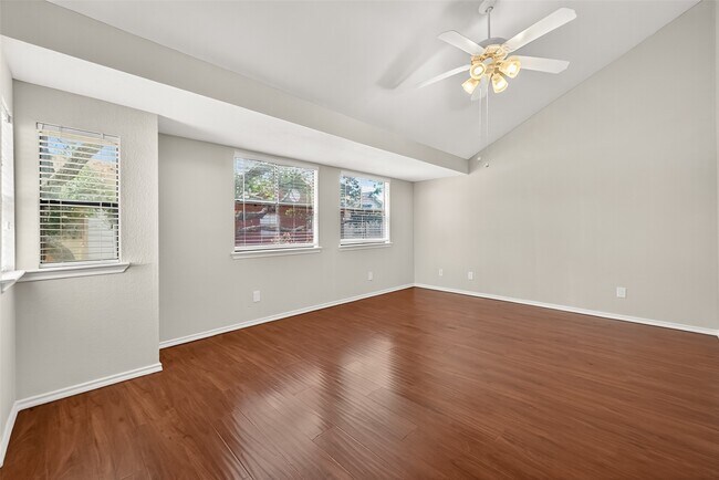 Building Photo - 1103 Dulles Ave