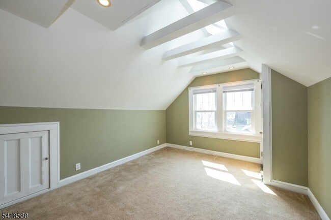 Building Photo - 41 Beekman St