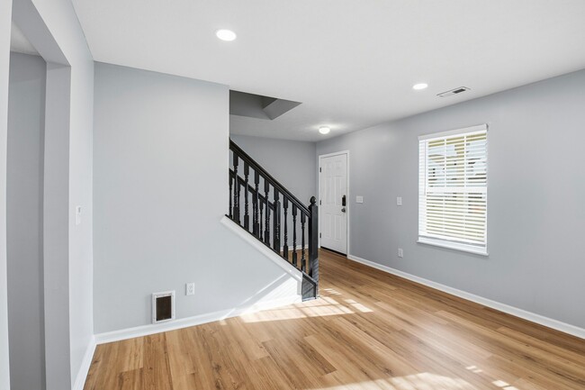 Building Photo - 601 Clark Ave