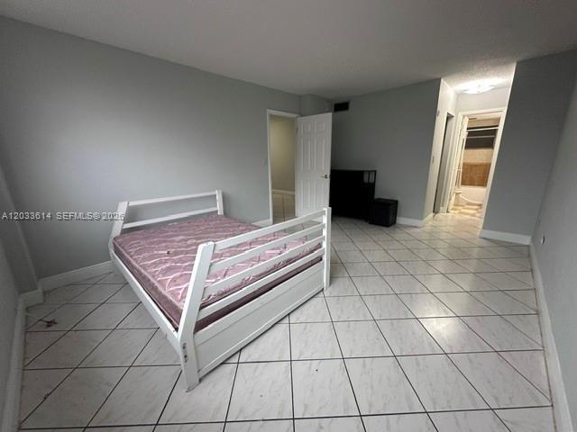 Building Photo - 16450 Miami Dr