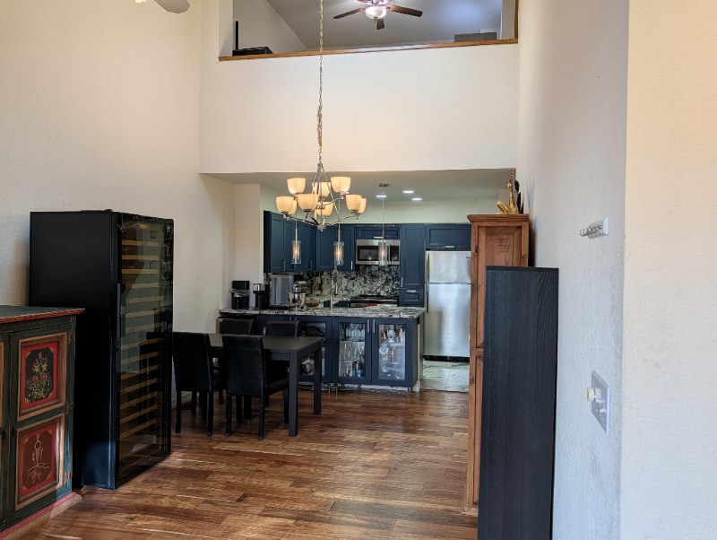 Building Photo - 1205 James Ct