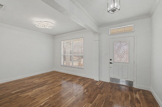 Building Photo - McKinney 4/3 with Pool