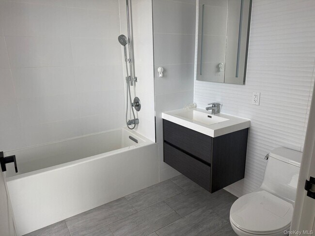 Building Photo - 97-29 64th Rd