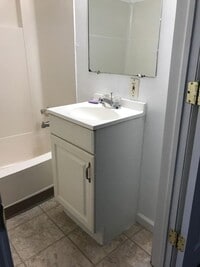 Building Photo - Carrick NEW 4 bedroom apartment. Section 8 accepted