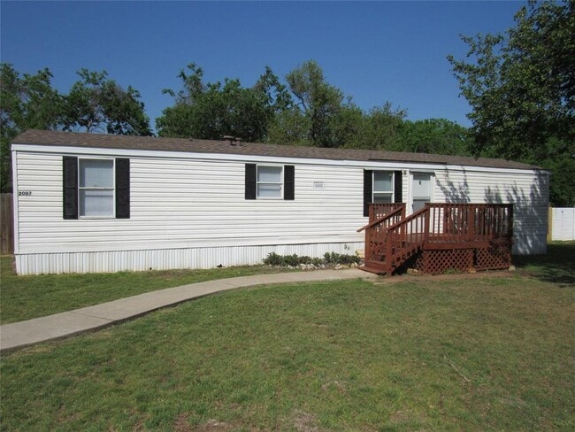 Building Photo - 2007 Sumac Ln