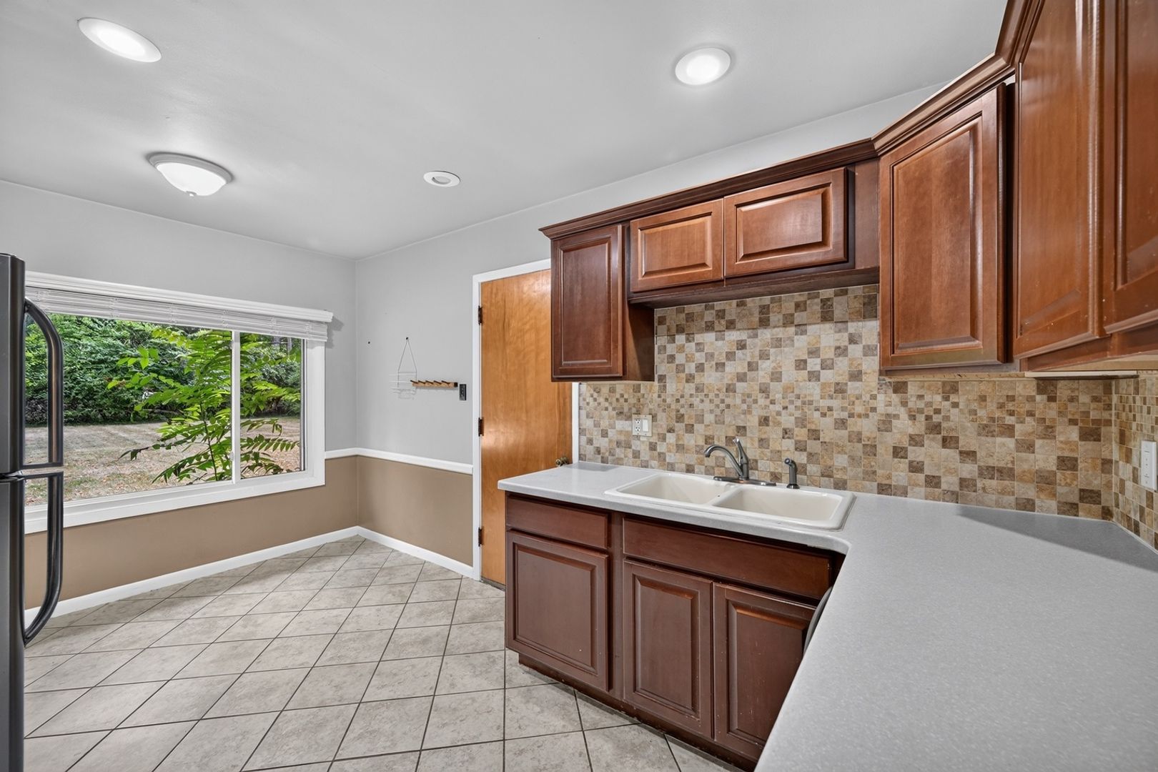 Building Photo - 20880 Avon Ln