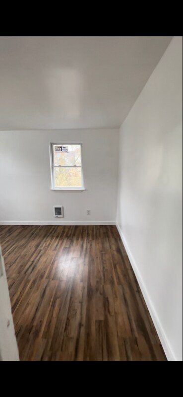 Building Photo - 821 Lincoln St