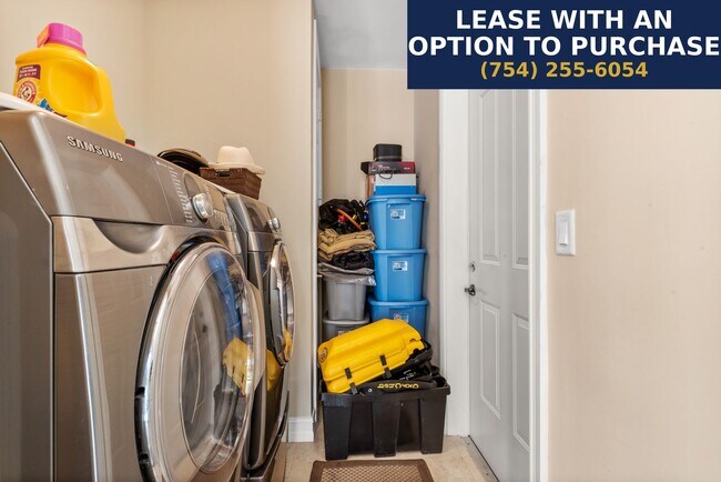 Building Photo - 423 SW 16th St