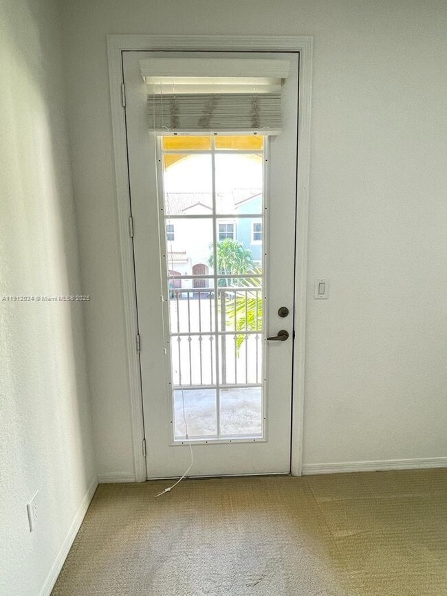 Building Photo - 14934 SW 41st Ln