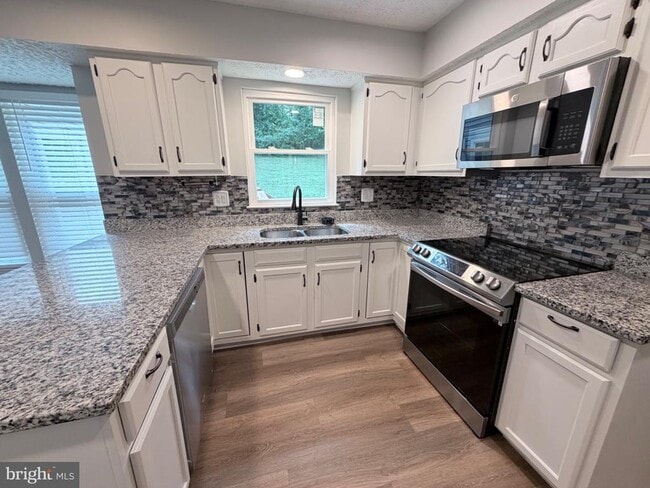 Building Photo - 917 Cypress Point Cir
