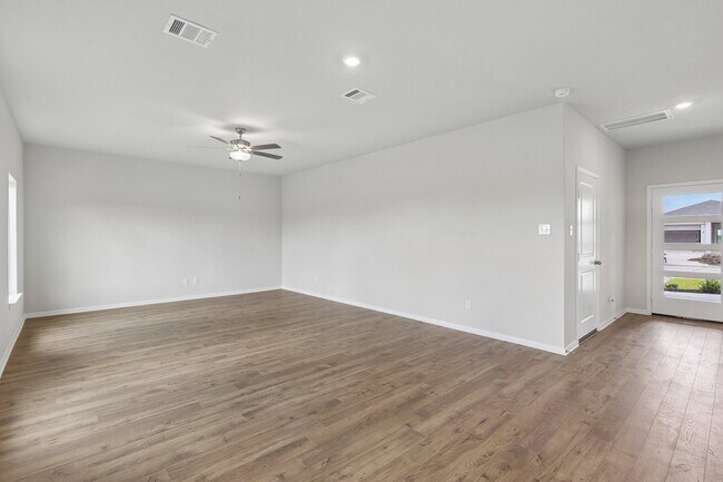 Building Photo - 1515 Jean Mdw Dr