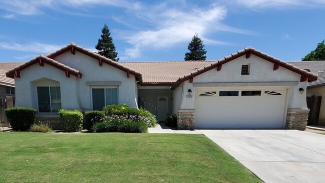 Primary Photo - 11015 Claro De Luna Dr