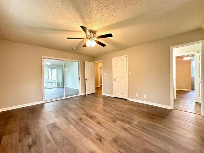 Building Photo - Stunning Single-Family Home with Plenty of...