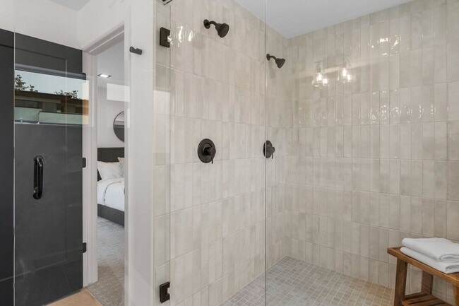Building Photo - Luxury Cherry Creek Home Available Now! | ...