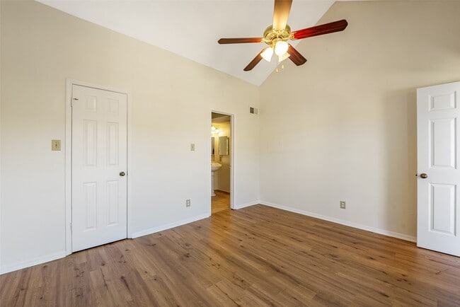 Building Photo - 2300 Old Spanish Trl