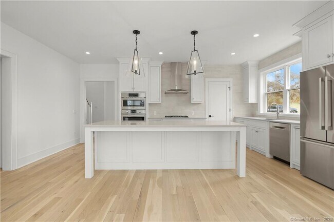 Building Photo - 2 Argento Ln