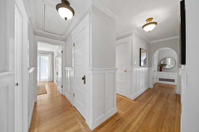 Building Photo - 35 Franciscan Way