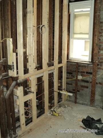 Building Photo - 1189 Commonwealth Ave