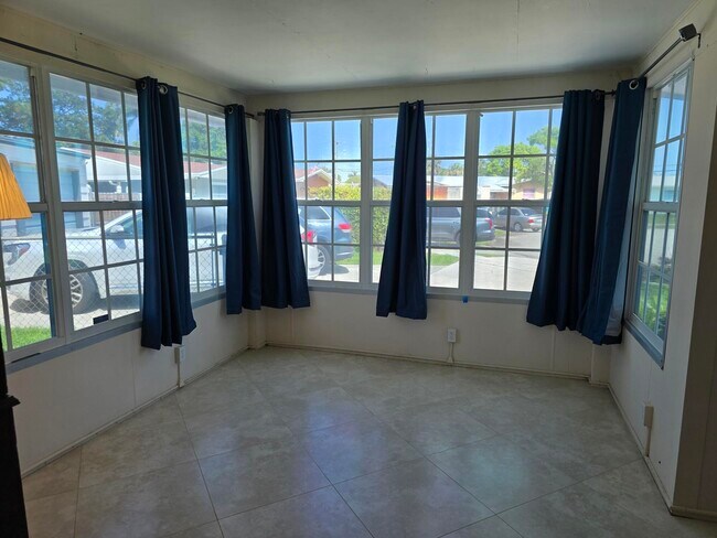 Building Photo - 2672 Rockcrest Ct