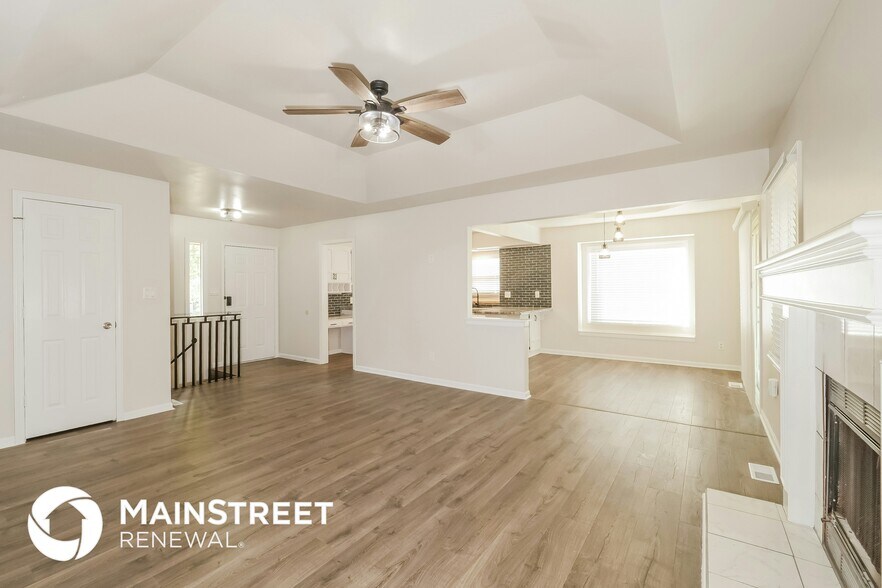 Building Photo - 109 NW Chestnut St