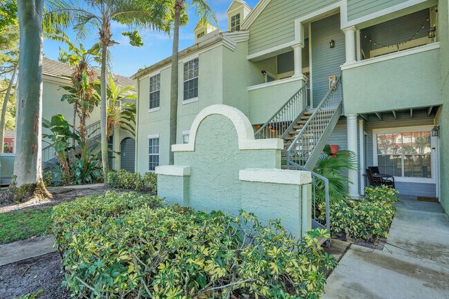 Building Photo - 1215 Crystal Way