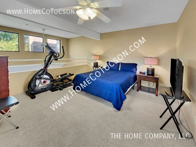 Building Photo - Short Term Furnished Foothills Condo 5675 N Camino Esplendora-2211